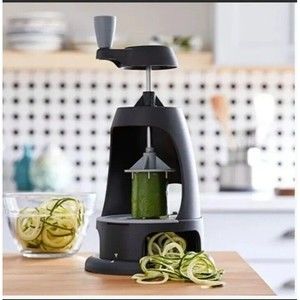 PAMPERED CHEF VEGGIE SPIRALIZER   Vegetable Slicer Potato Twister